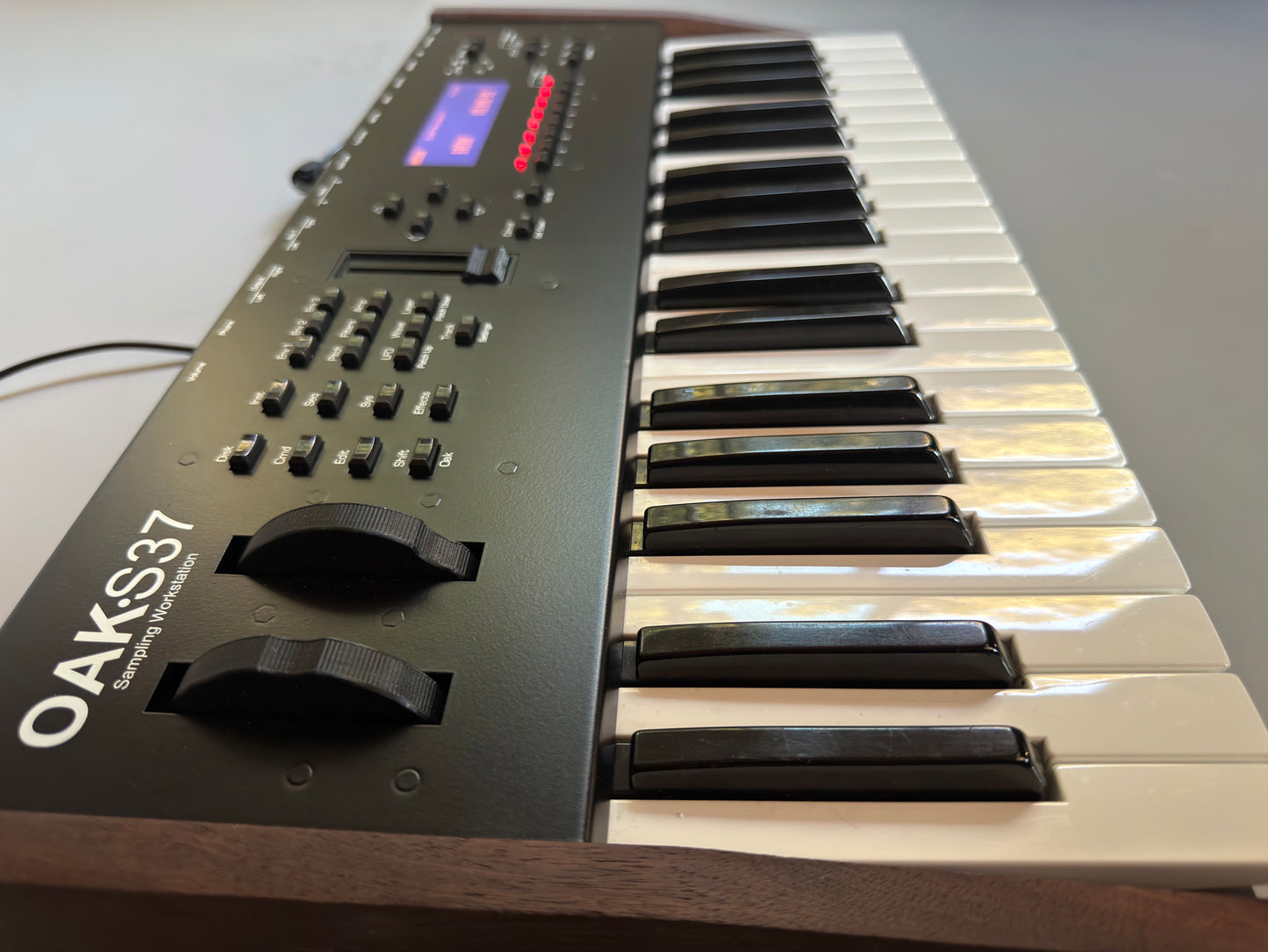 OAK-S37 Sampling Workstation